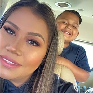 Meet your Posher, Sandra